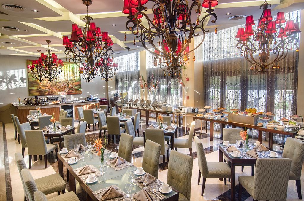 The Avenue Plaza Hotel Naga  Zewnętrze zdjęcie